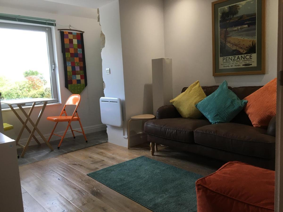 The Wrens Annexe - Stylish Self-Contained 2-Bed Annexe Penzance Kültér fotó